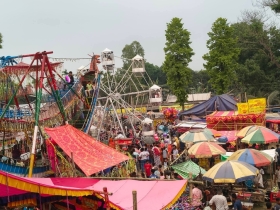 ঐতিহ্যের টানে মুখরিত গাংনগর মেলা